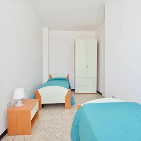 Apartment Centro Commerciale *