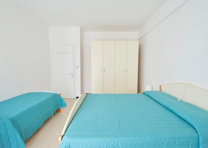 Centro Commerciale דירה *