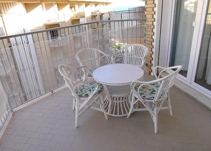 Centro Commerciale דירה